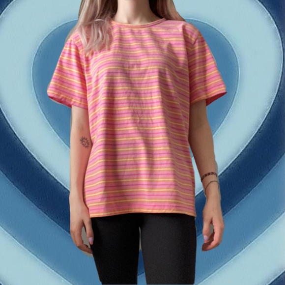 adorable striped t shirt - Picture 1 of 3